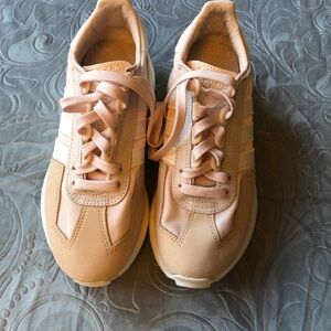 Adidas Women's Soft Pink Sneakers